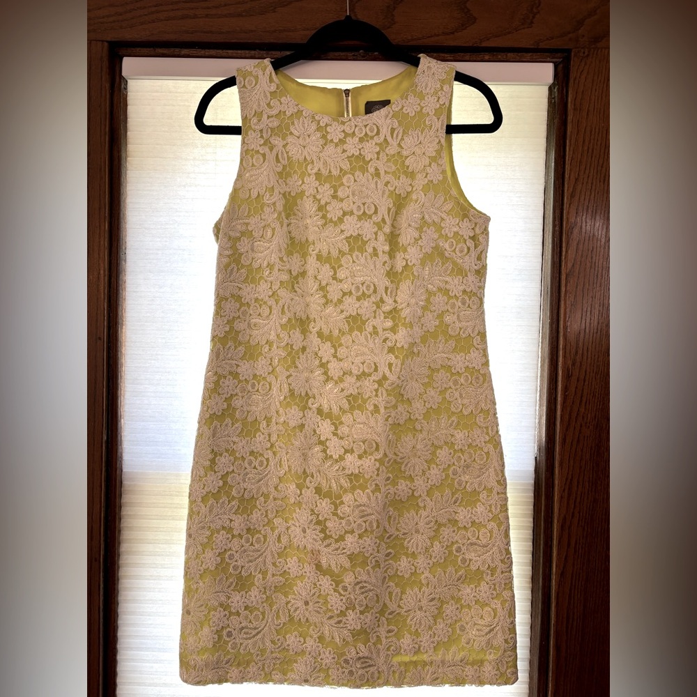 Vince Camuto Embroidered Mesh Sleeveless Dress Size 6